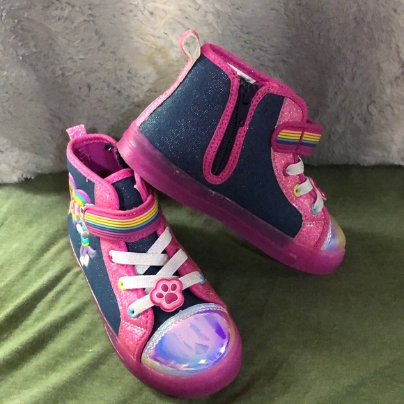 New Paw Patrol sneakers Size 11 - Picture 1 of 4